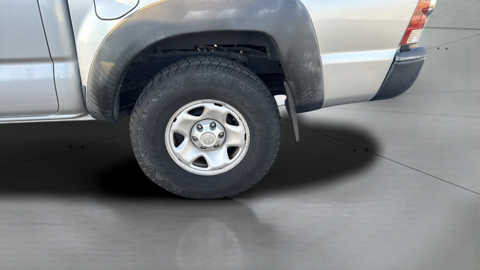 Used 2009 Toyota Tacoma PreRunner RWD image 37