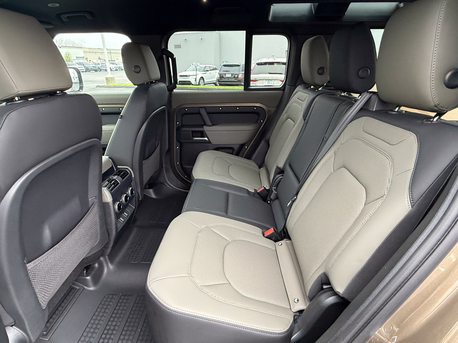 New 2026 Land Rover Defender 110 S AWD/4WD image 15