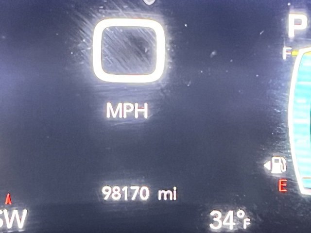 Used 2022 Chrysler Pacifica Touring image 40