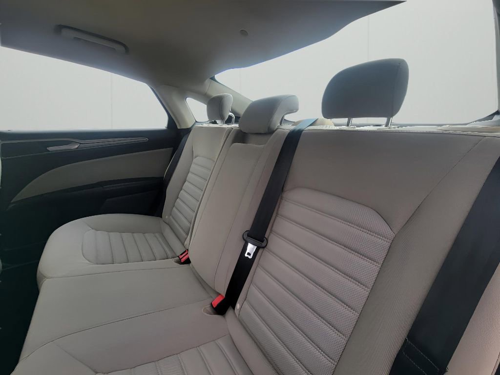 Used 2017 Ford Fusion S image 23