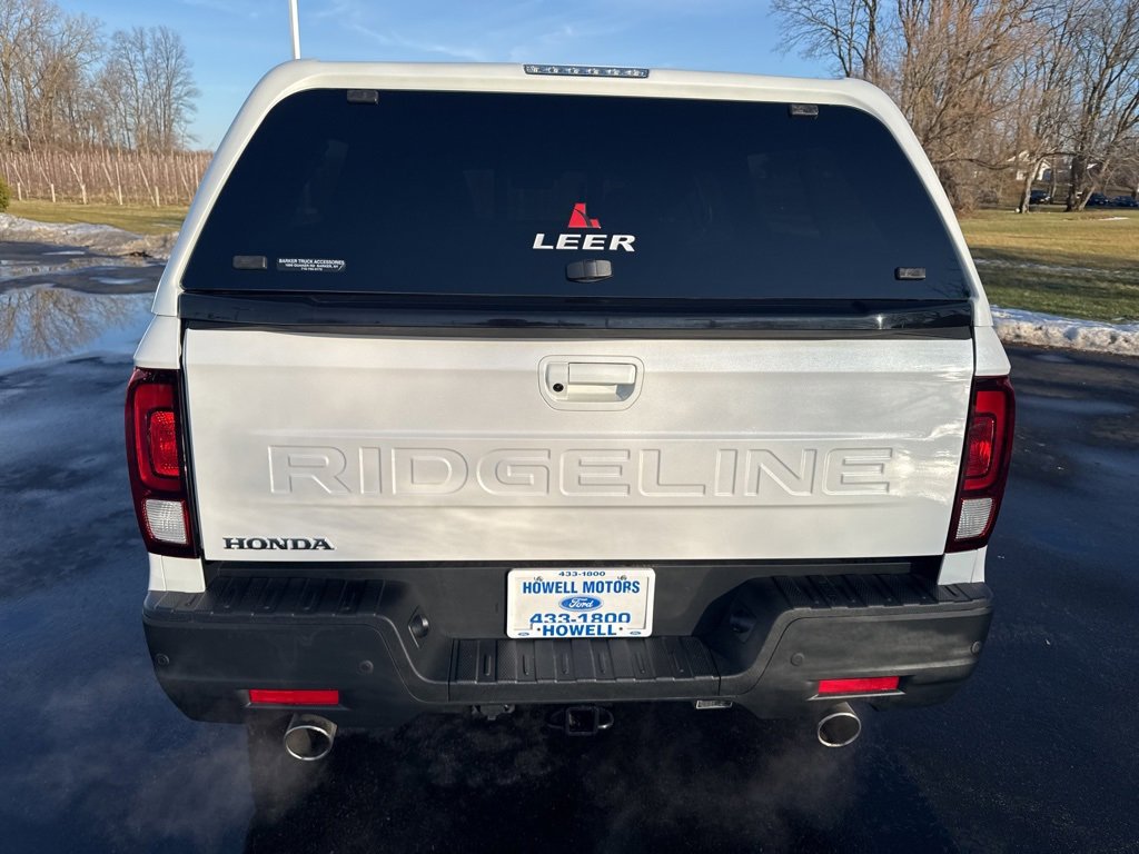 Used 2024 Honda Ridgeline Black Edition image 6