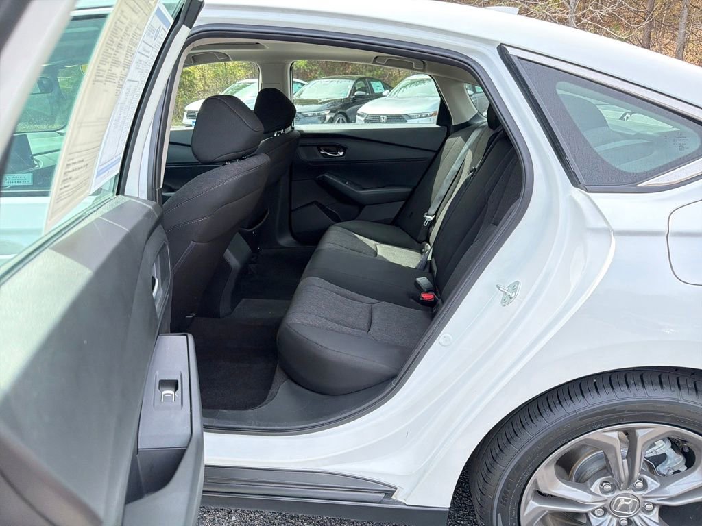 Used 2024 Honda Accord EX image 27