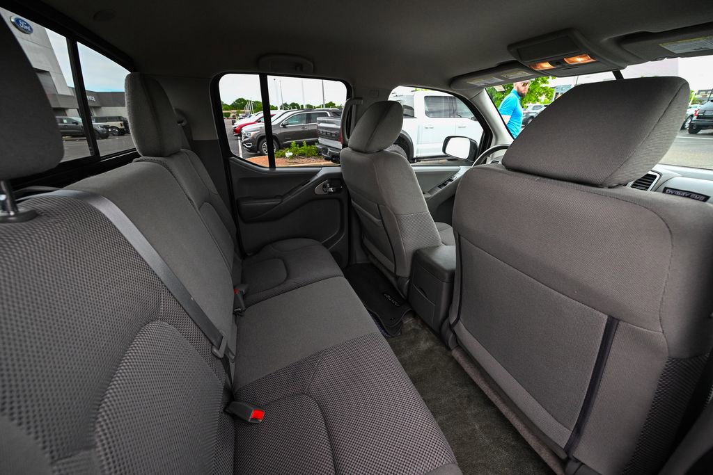 Used 2018 Nissan Frontier SV AWD/4WD image 27