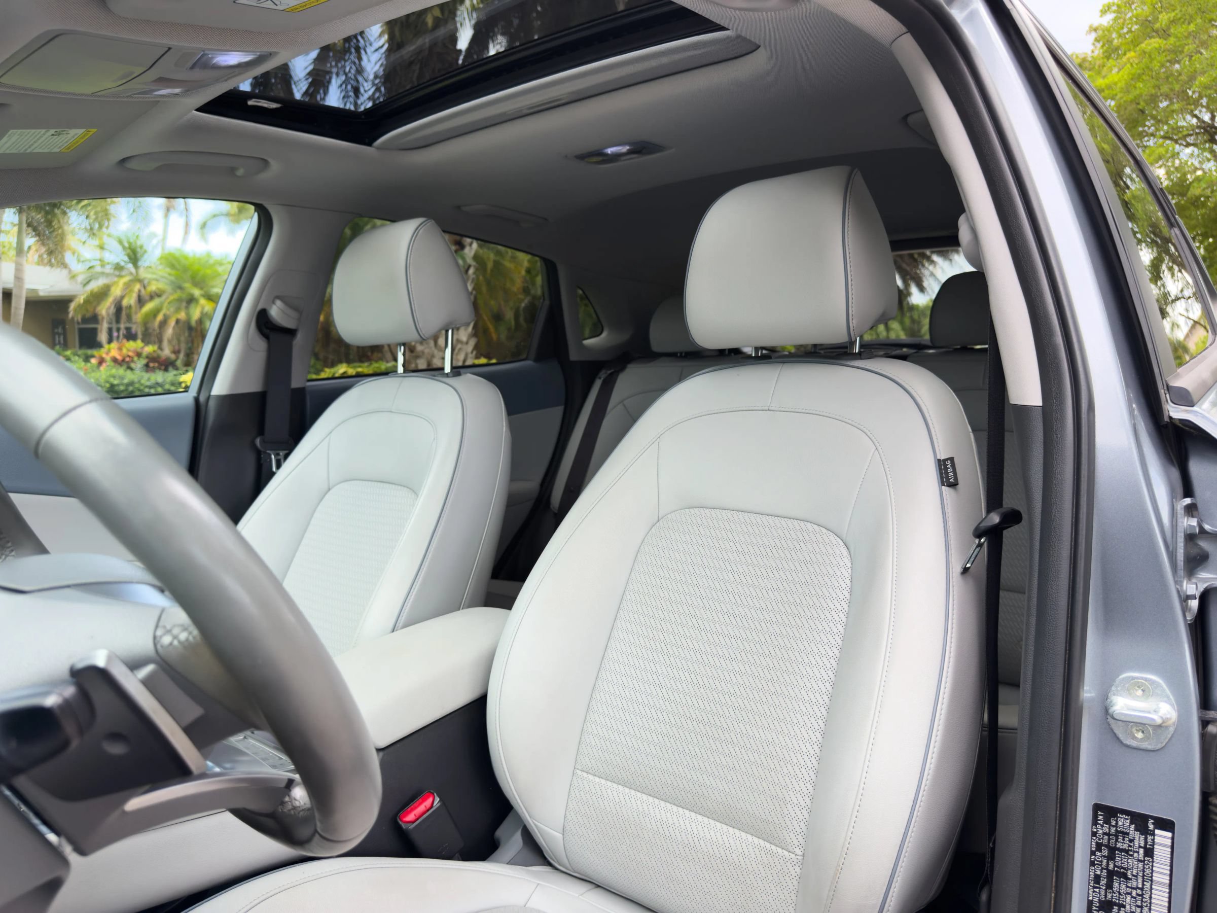 Used 2021 Hyundai Kona Ultimate w/ Cargo Package FWD image 18