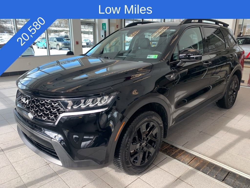 Used 2023 Kia Sorento S image 2