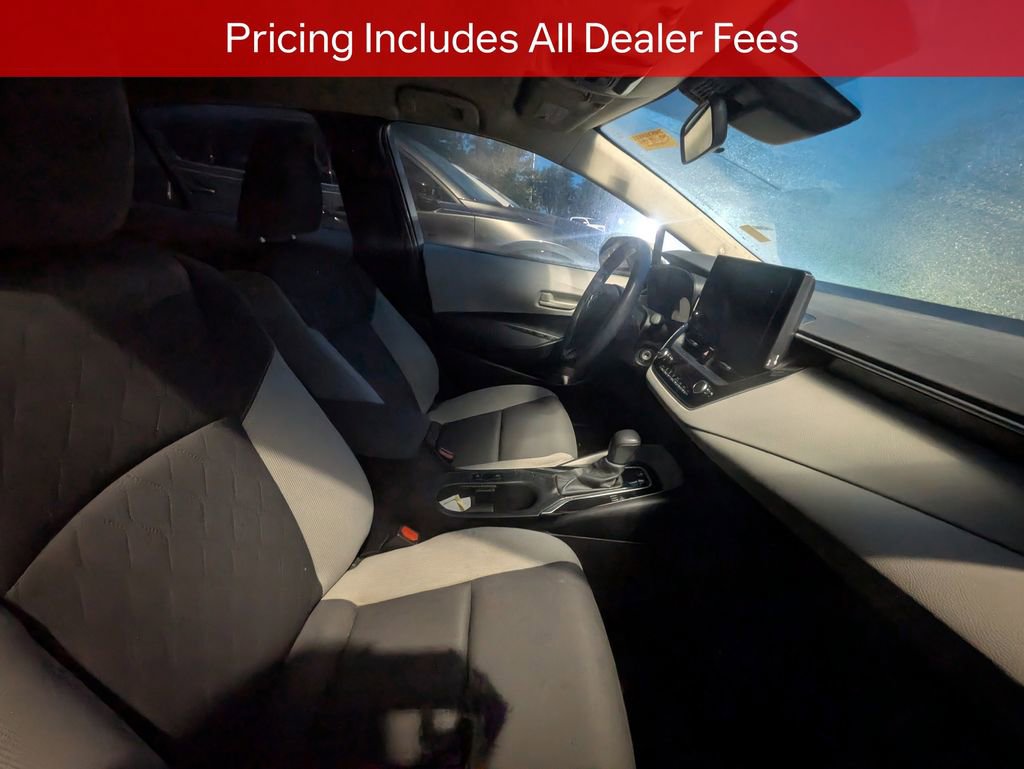Used 2024 Toyota Corolla LE FWD image 10