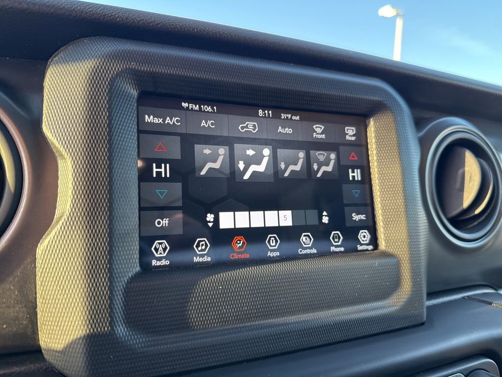 Used 2023 Jeep Wrangler Unlimited w/ Convenience Group image 21