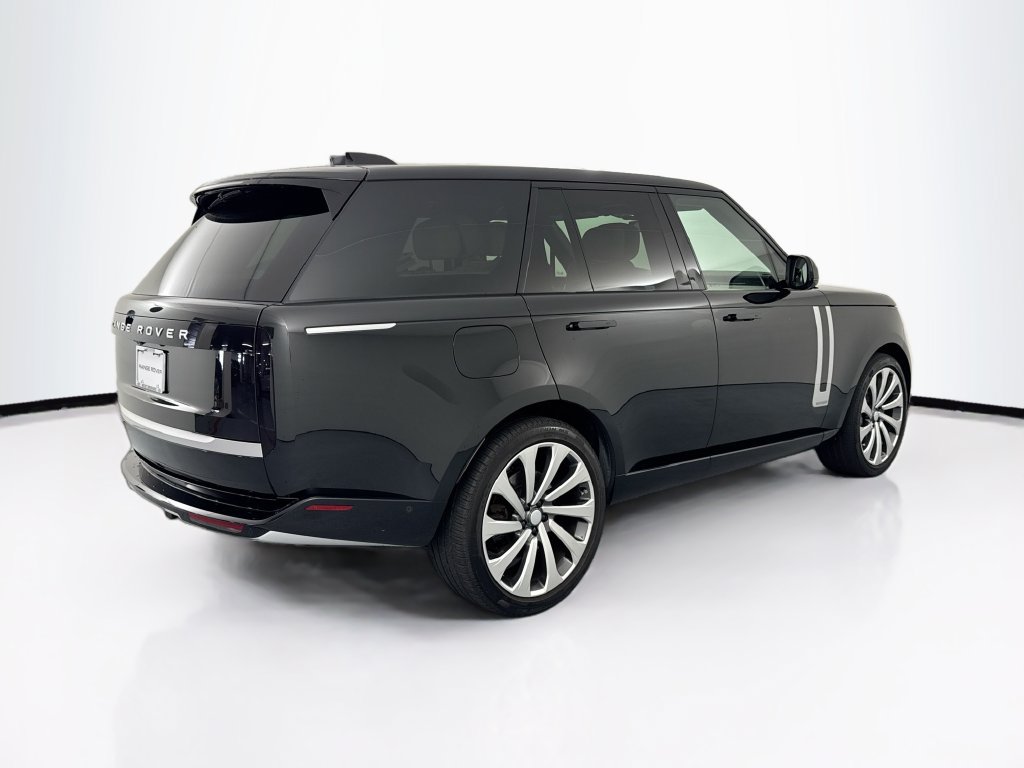 Certified 2025 Land Rover Range Rover Autobiography AWD/4WD image 5