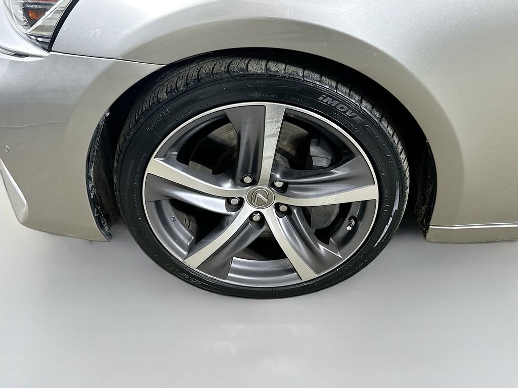 Used 2017 Lexus IS 200t w/ Premium Package image 8