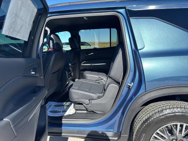 New 2026 Chevrolet Traverse LT w/ Driver Confidence Package image 17