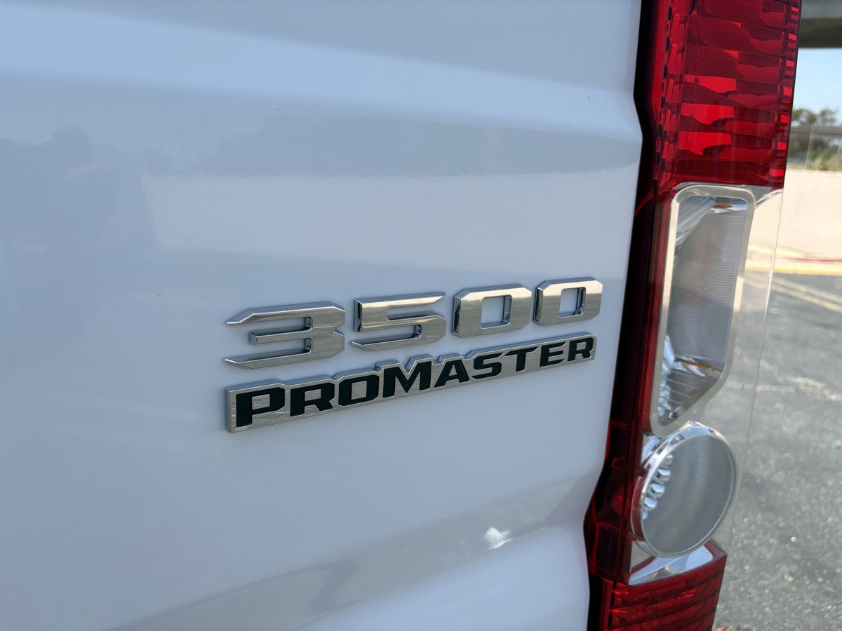 Used 2025 RAM ProMaster 3500 w/ Convenience Group FWD image 11