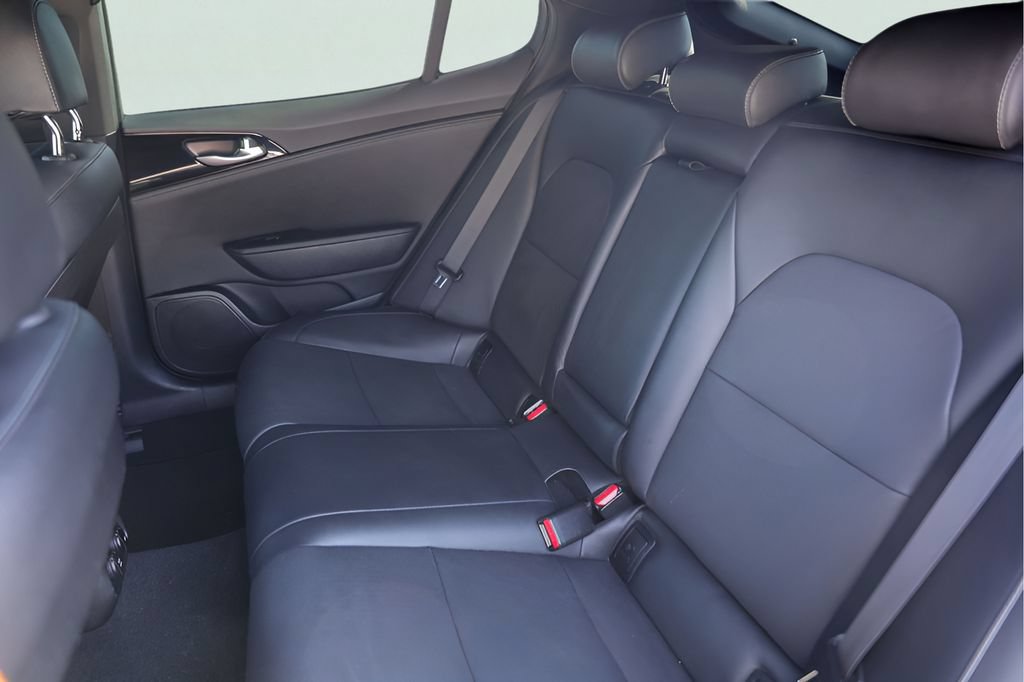 Used 2022 Kia Stinger GT-Line RWD image 27