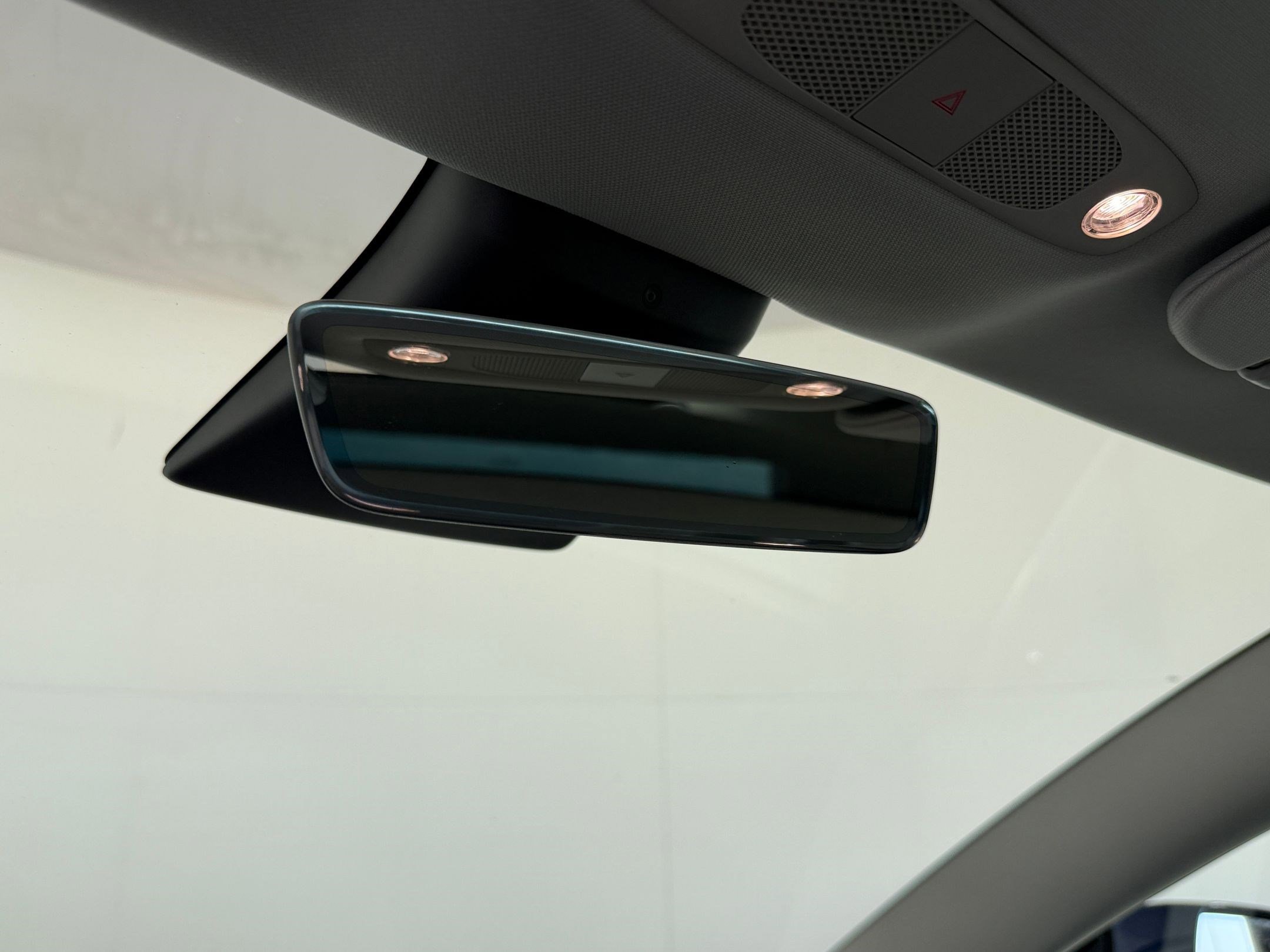 Used 2019 Tesla Model 3 Long Range AWD/4WD image 16