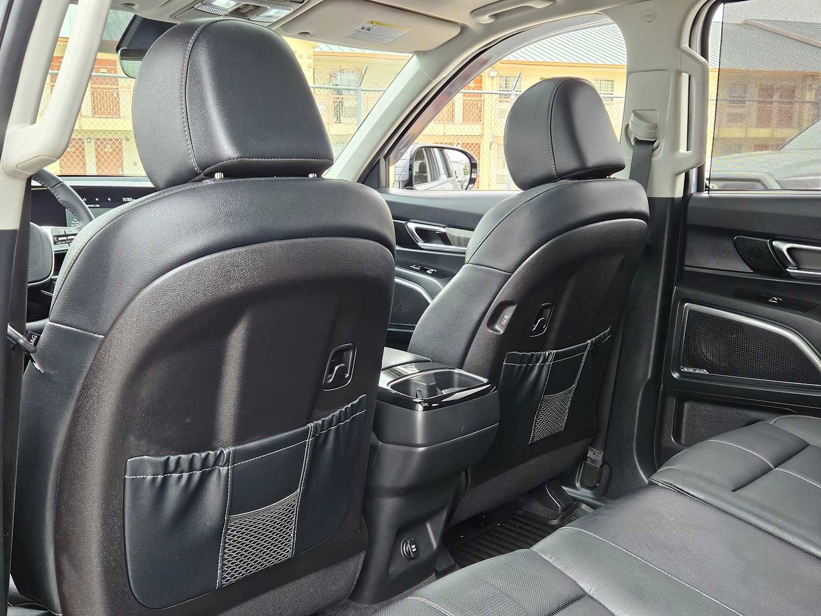 Used 2025 Kia Telluride SX image 18