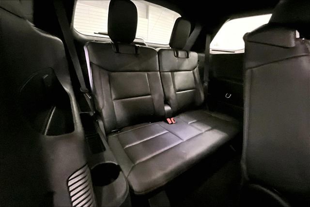 Used 2025 Ford Explorer ST-Line w/ Premium Package image 30