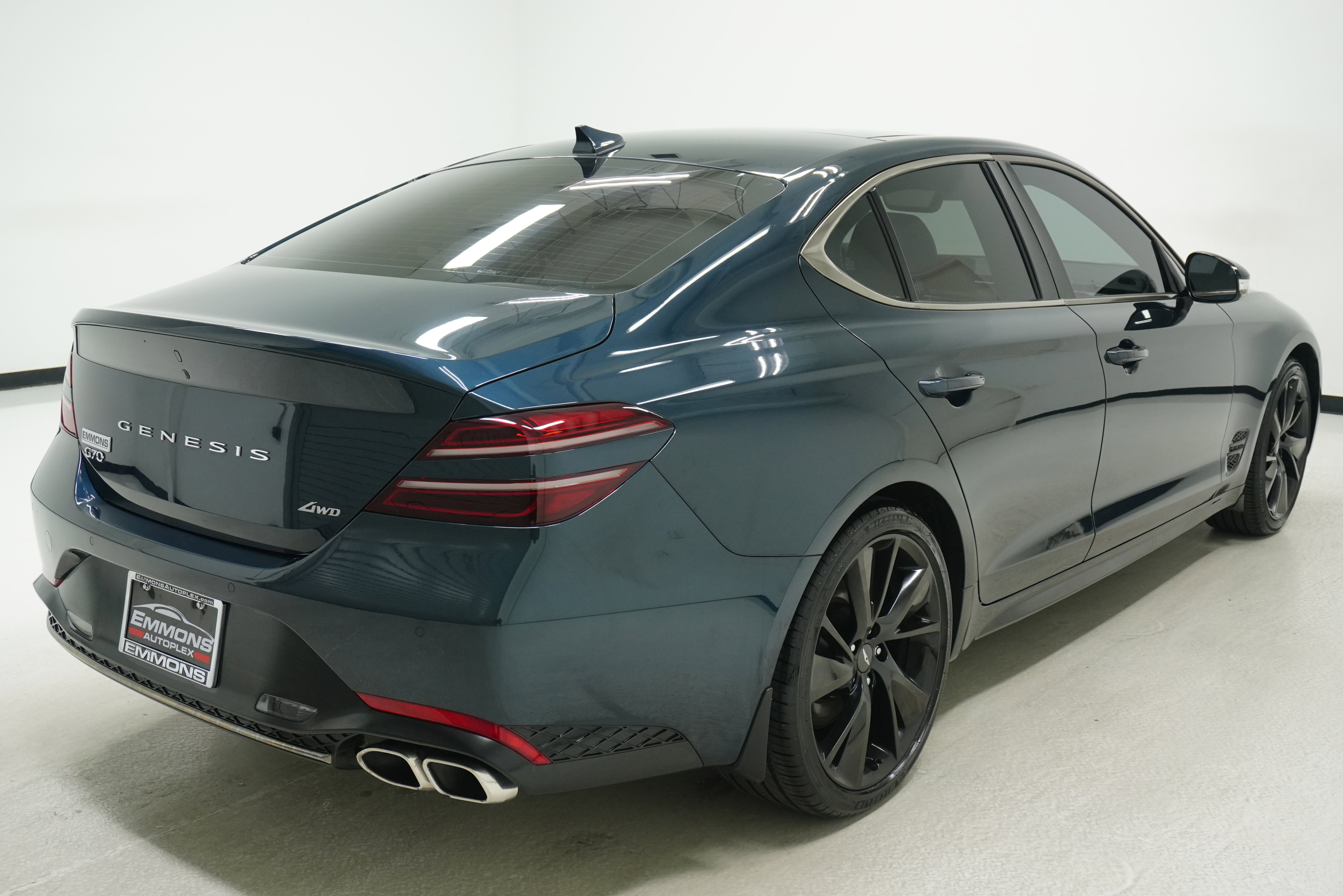 Used 2023 Genesis G70 2.0T w/ Sport Prestige Package AWD/4WD image 4