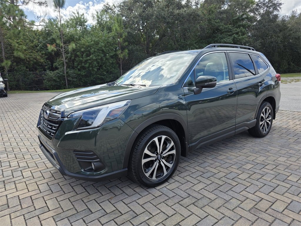 Used 2023 Subaru Forester Limited image 3
