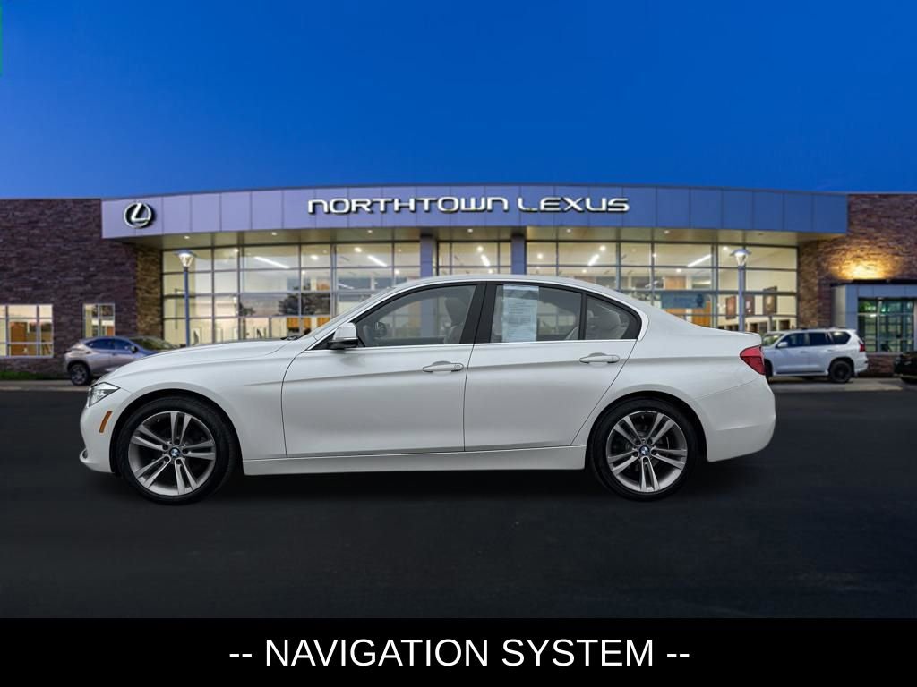Used 2017 BMW 330i xDrive Sedan image 2