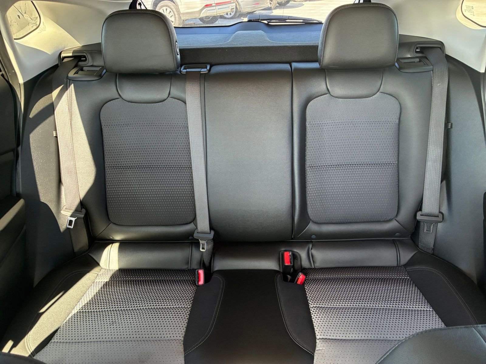 Used 2025 Chevrolet Trax LT image 37