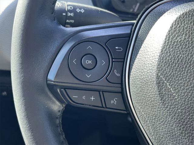 Certified 2025 Toyota Corolla SE image 32