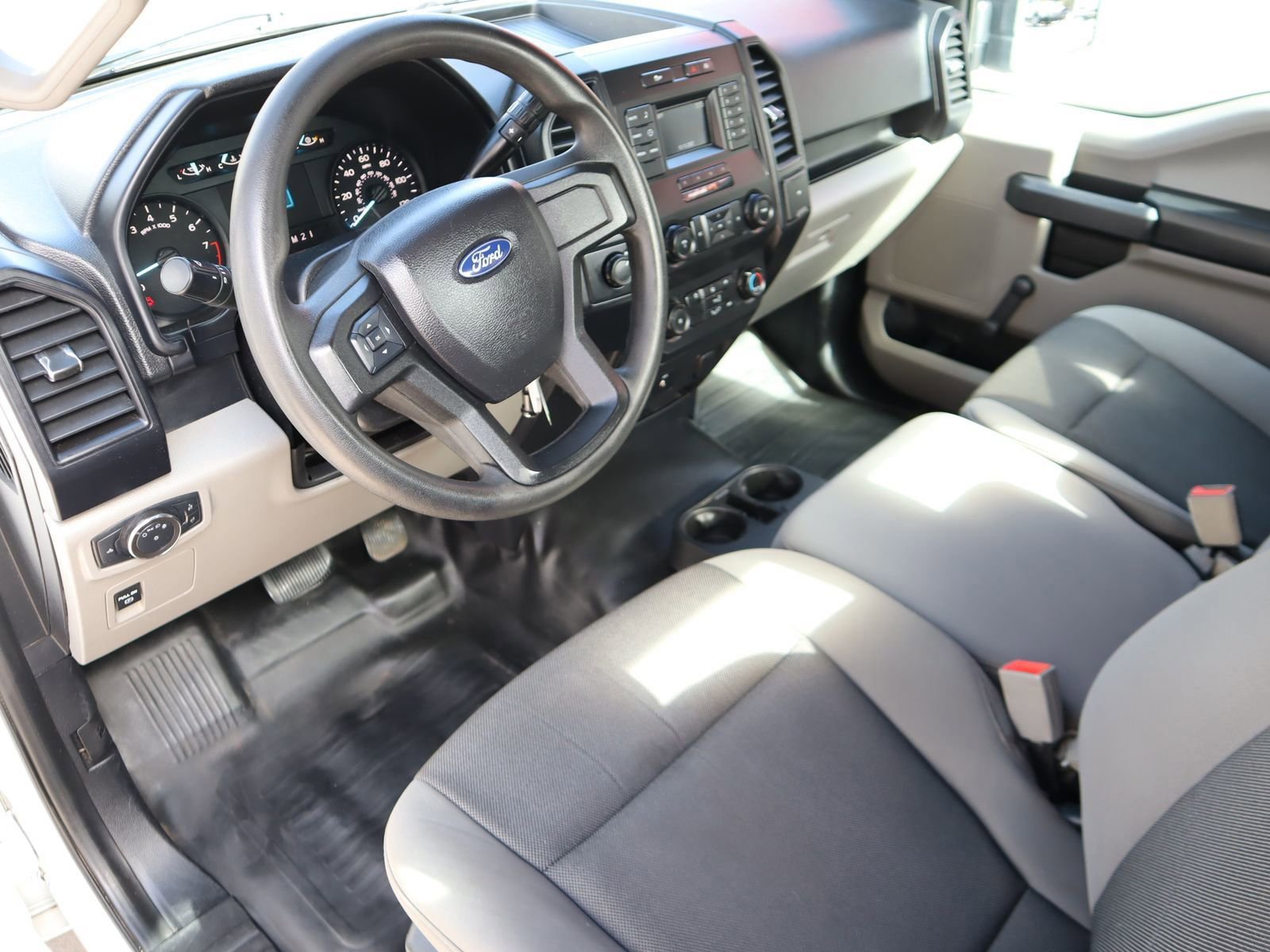 Used 2020 Ford F150 XL image 32