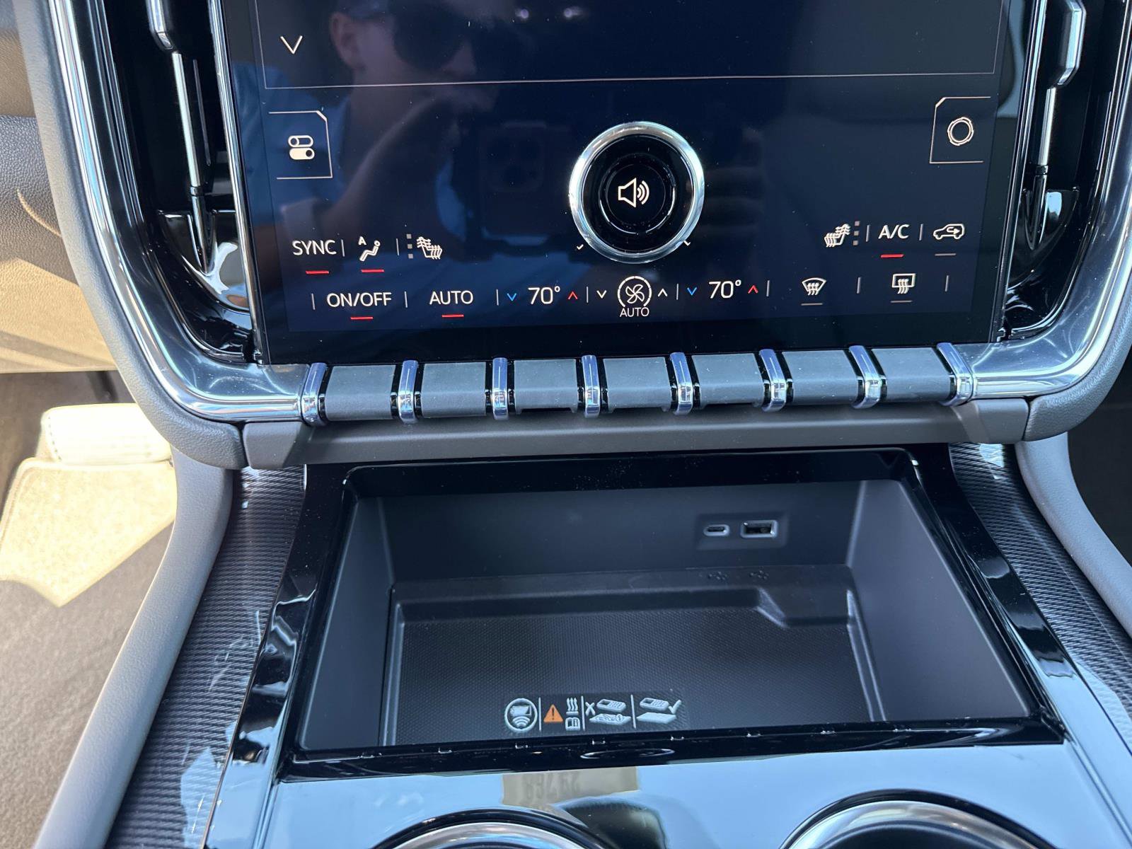 New 2026 GMC Yukon Elevation image 21