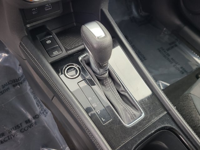 Used 2024 Nissan Kicks SV FWD image 31