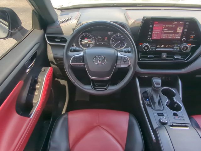 Used 2022 Toyota Highlander XSE image 20