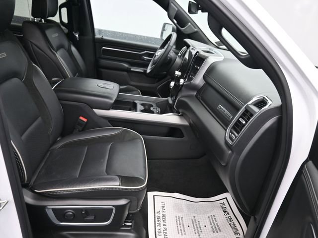 Used 2025 RAM 1500 Laramie AWD/4WD image 7
