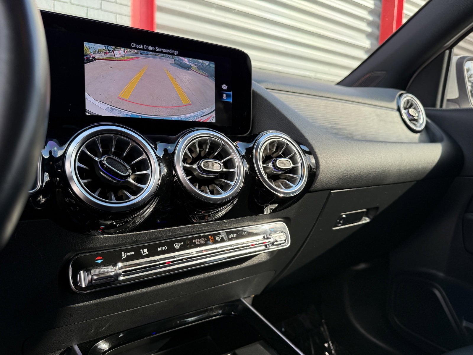 Used 2023 Mercedes-Benz GLA 250 4MATIC image 43