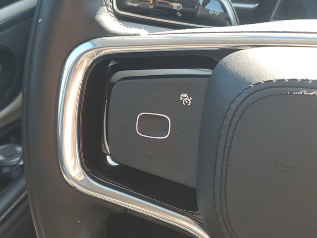 Certified 2024 Lincoln Nautilus Reserve w/ Equipment Group 202A image 16