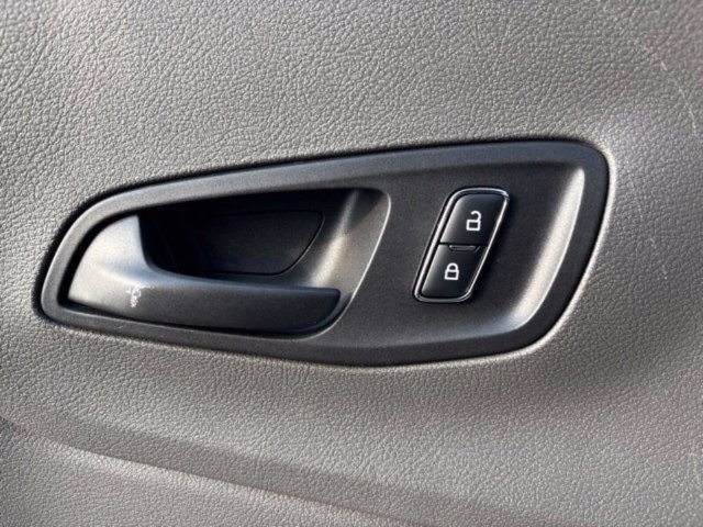 Used 2023 Ford E-Transit Medium Roof RWD image 15