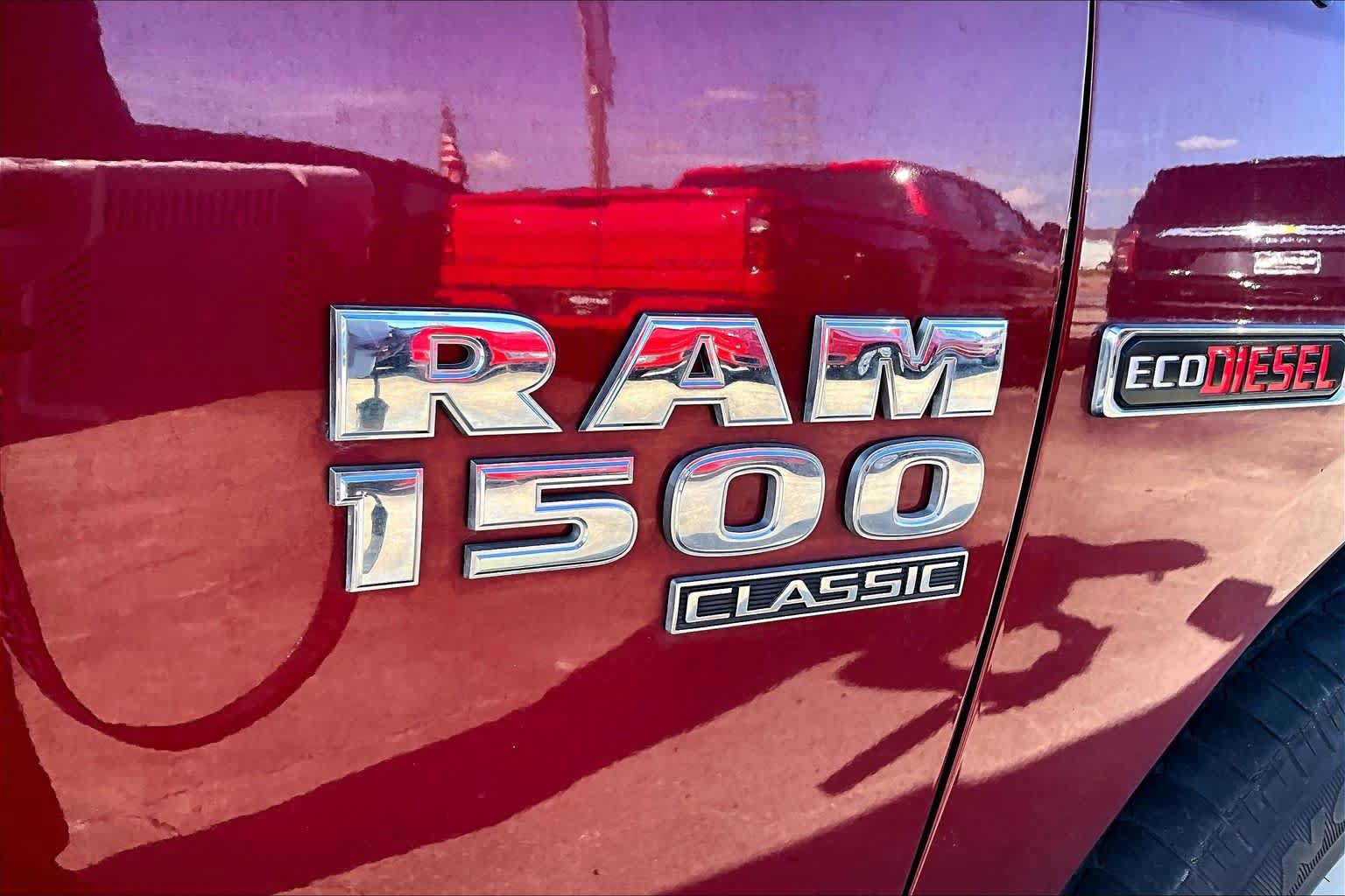 Used 2019 RAM 1500 Tradesman w/ Chrome Appearance Group RWD image 10