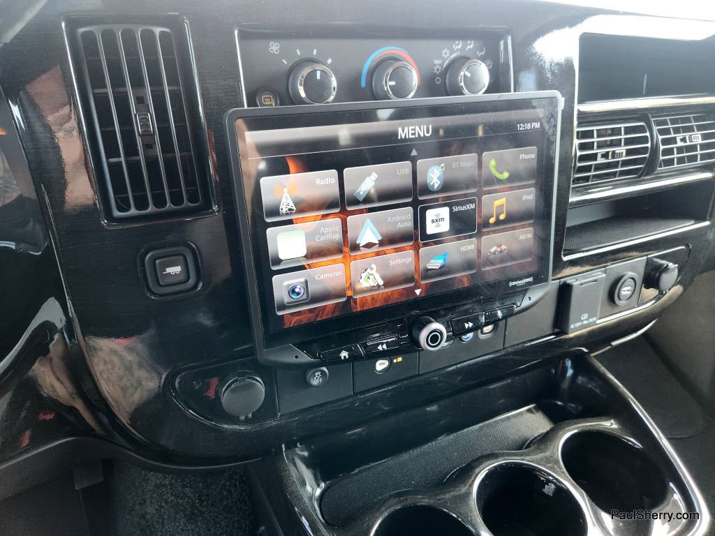 Used 2023 GMC Savana 2500 image 39