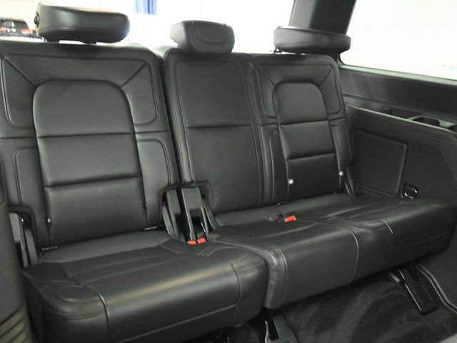 Certified 2023 Lincoln Navigator Reserve AWD/4WD image 30