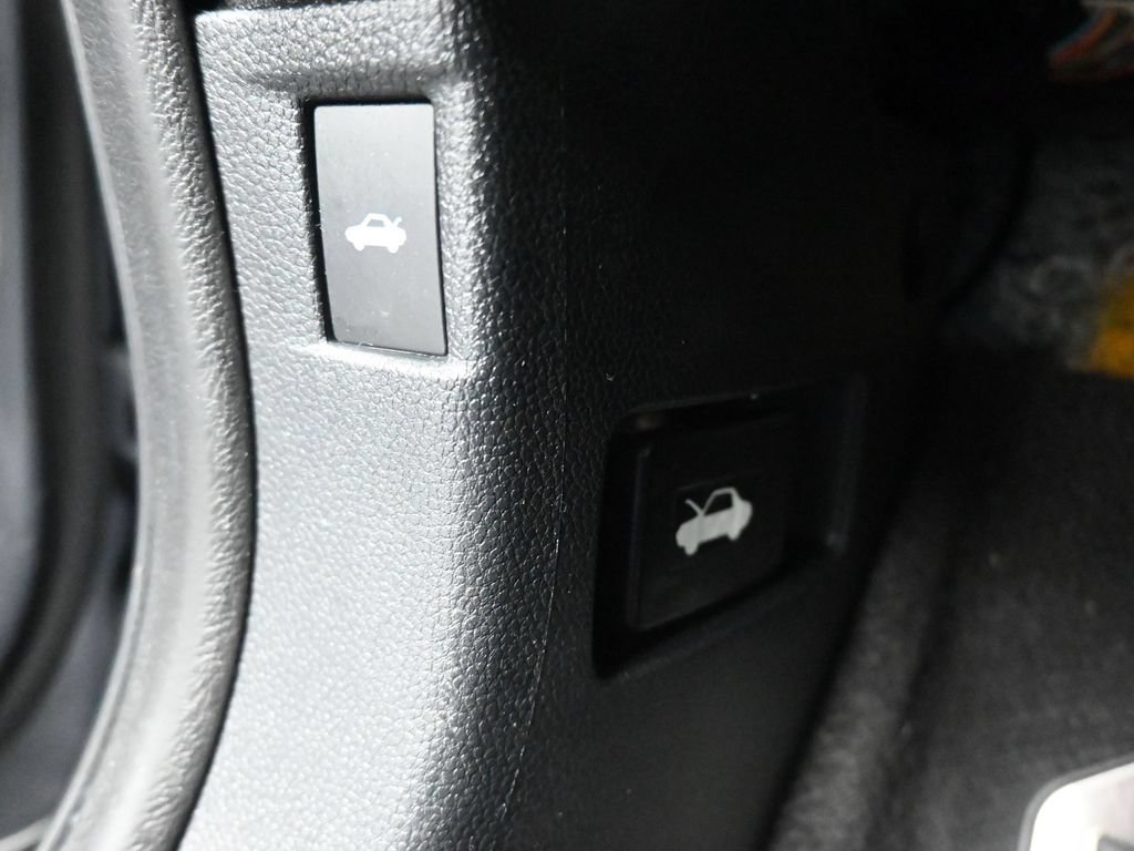 Used 2023 Honda Accord Sport image 28
