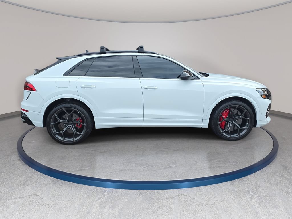 Used 2026 Audi RS Q8 performance AWD/4WD image 5