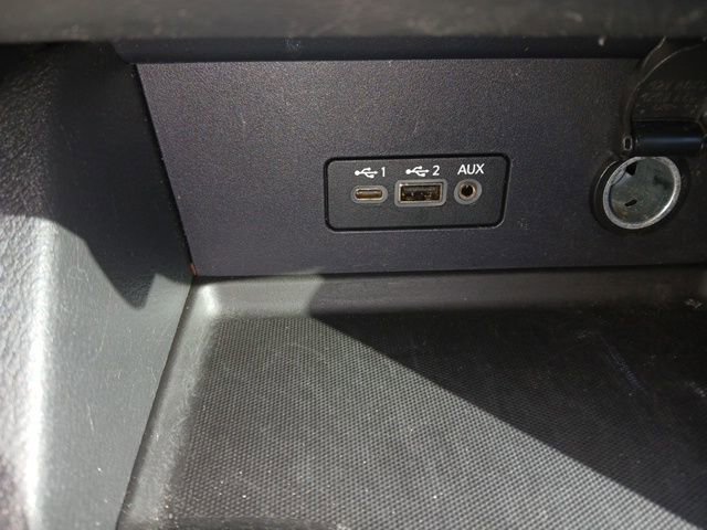 Used 2021 Nissan Sentra SR FWD image 24