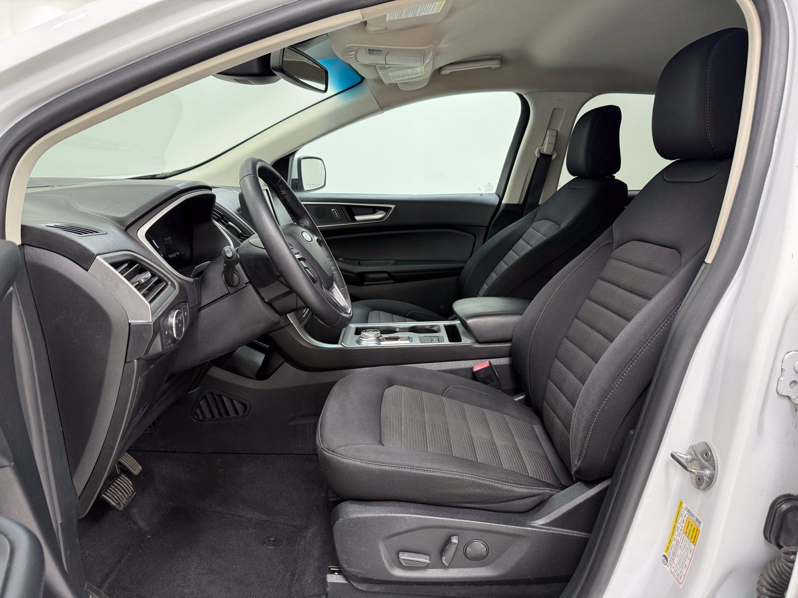 Used 2021 Ford Edge SEL FWD image 16