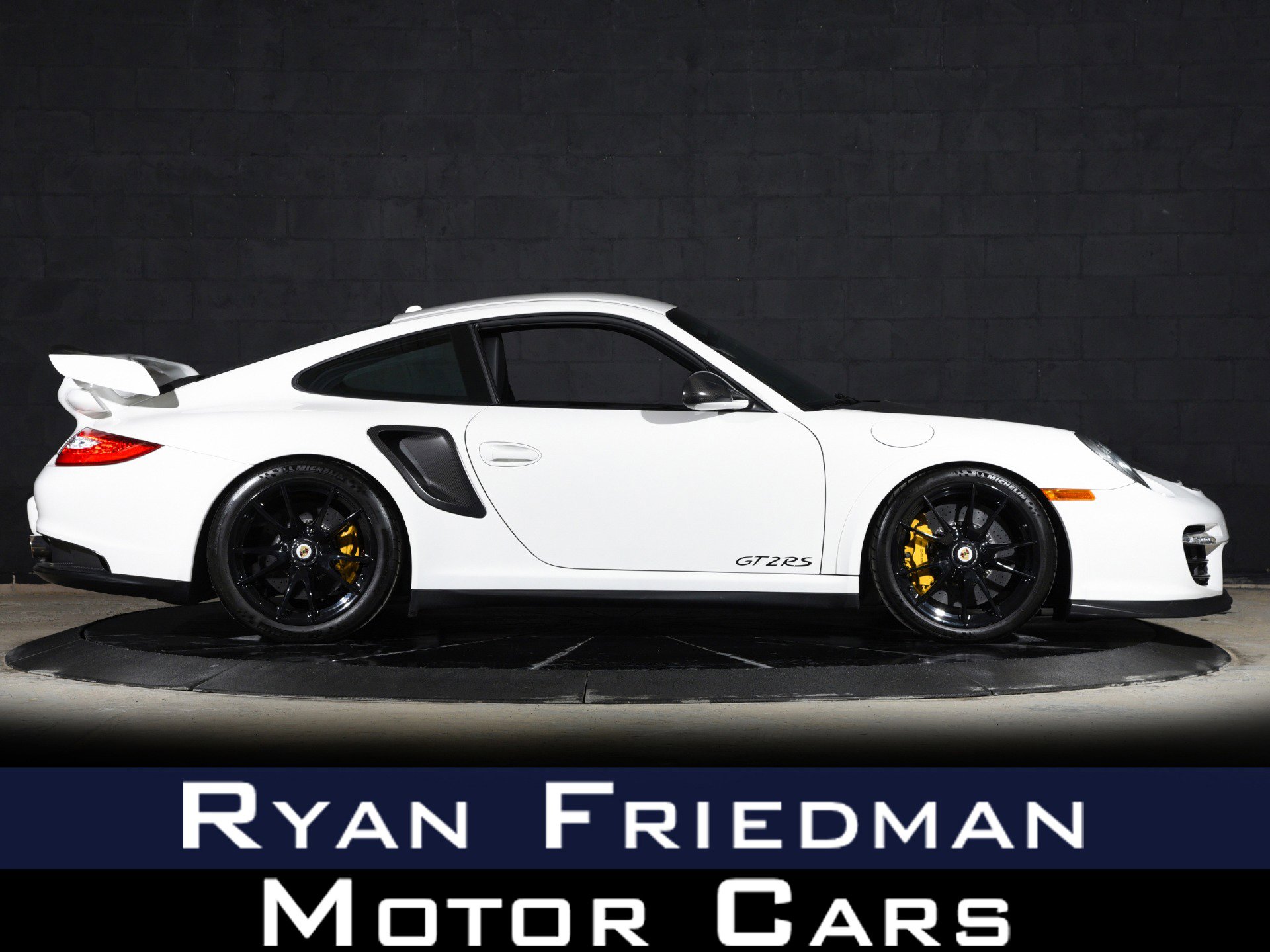 Used 2011 Porsche 911 GT2 RS RWD image 1