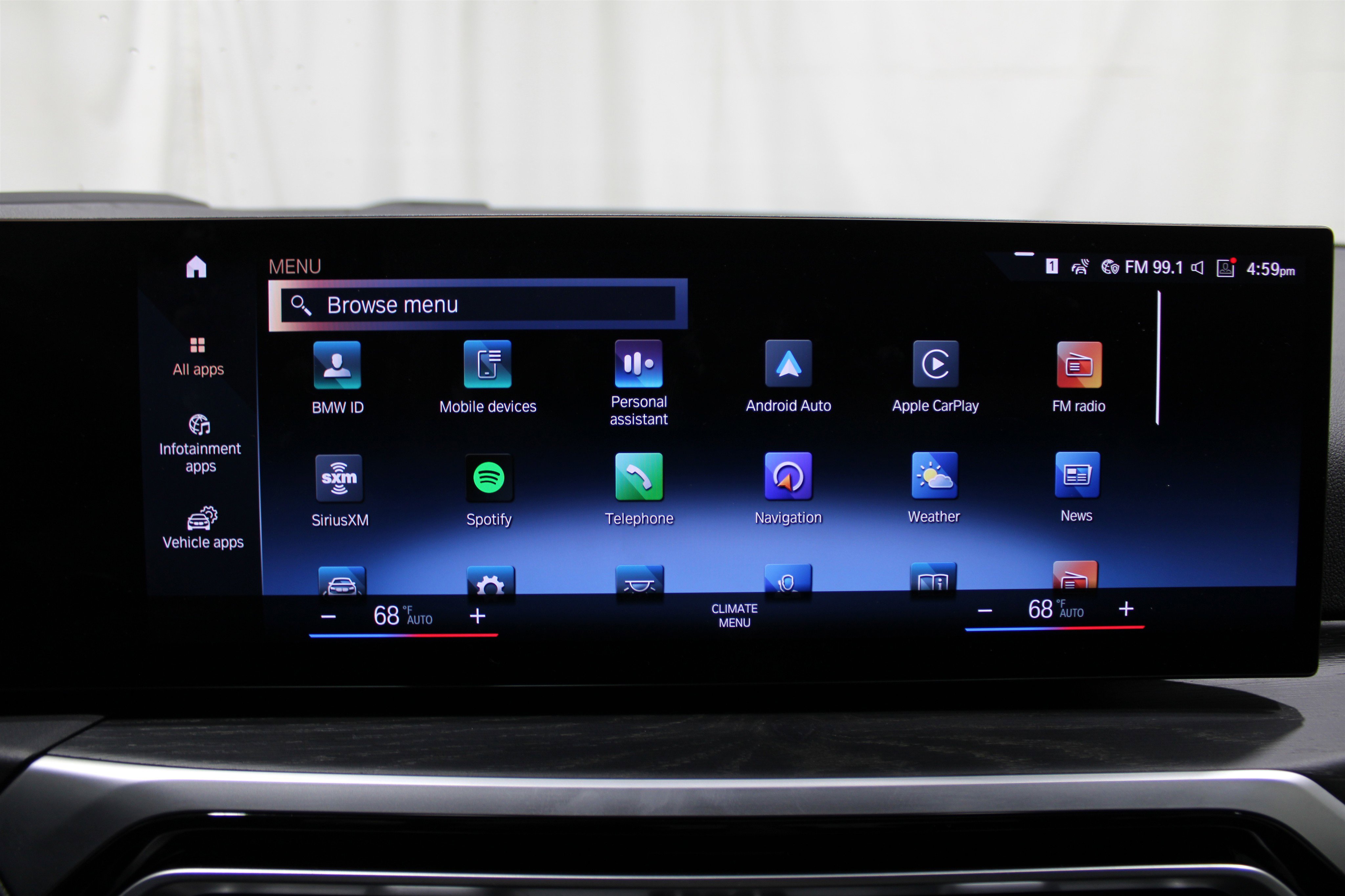 Used 2023 BMW 330i Sedan w/ M Sport Package image 17