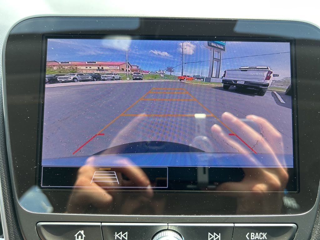 Used 2024 Chevrolet Malibu LT FWD image 30