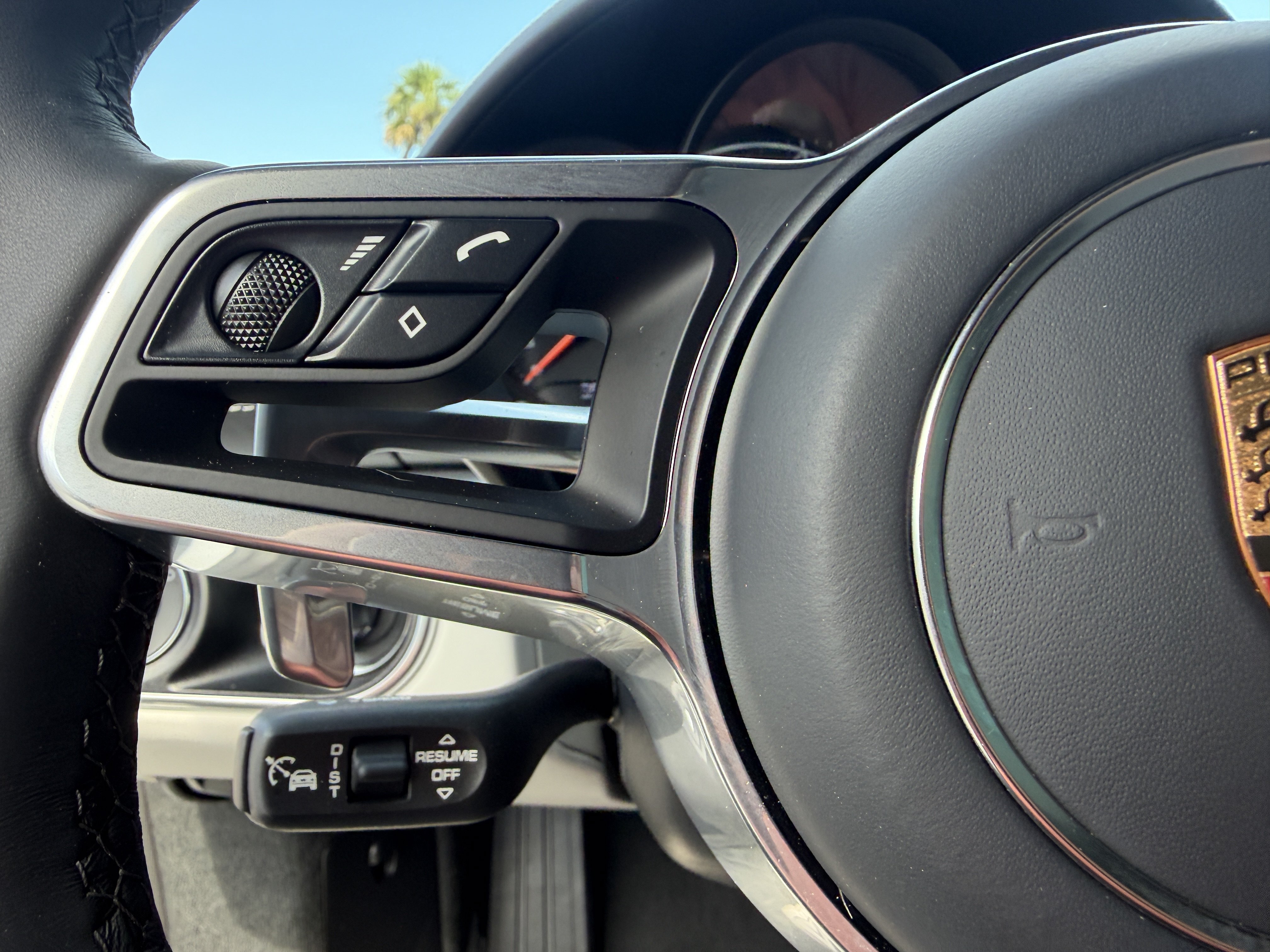 Certified 2024 Porsche 718 Boxster RWD image 27