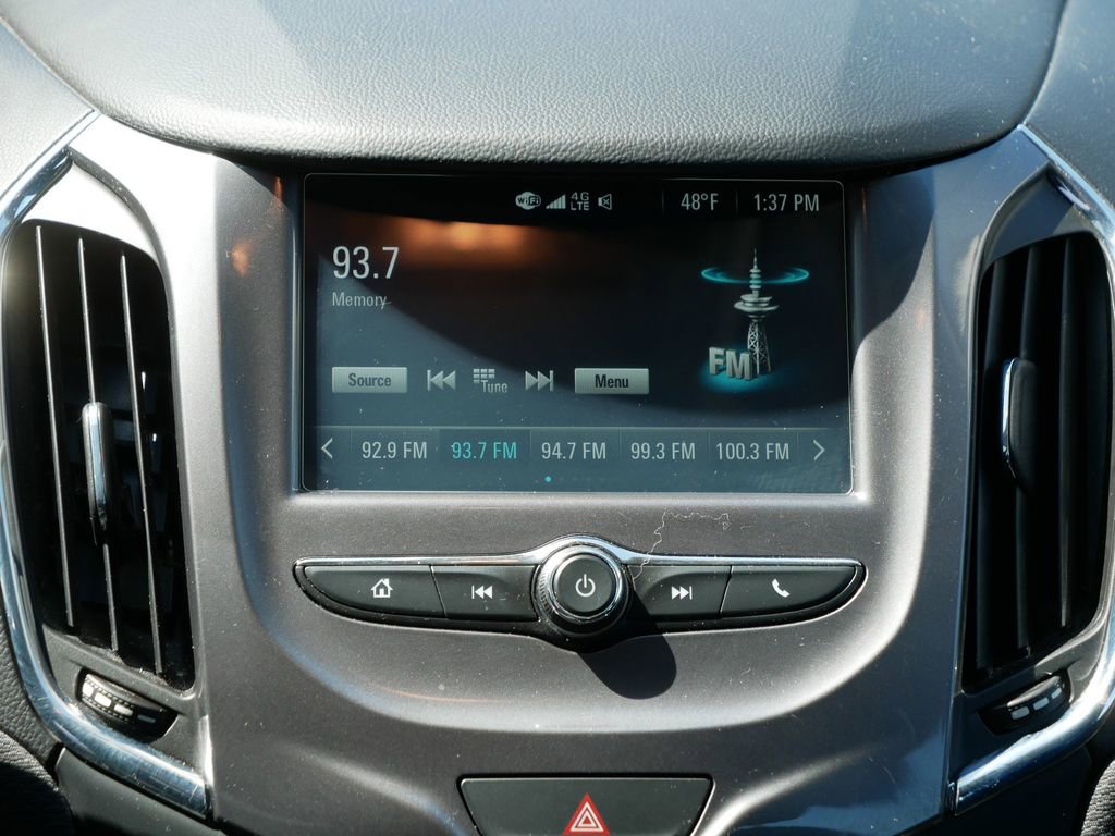 Used 2017 Chevrolet Cruze LT w/ Convenience Package image 21