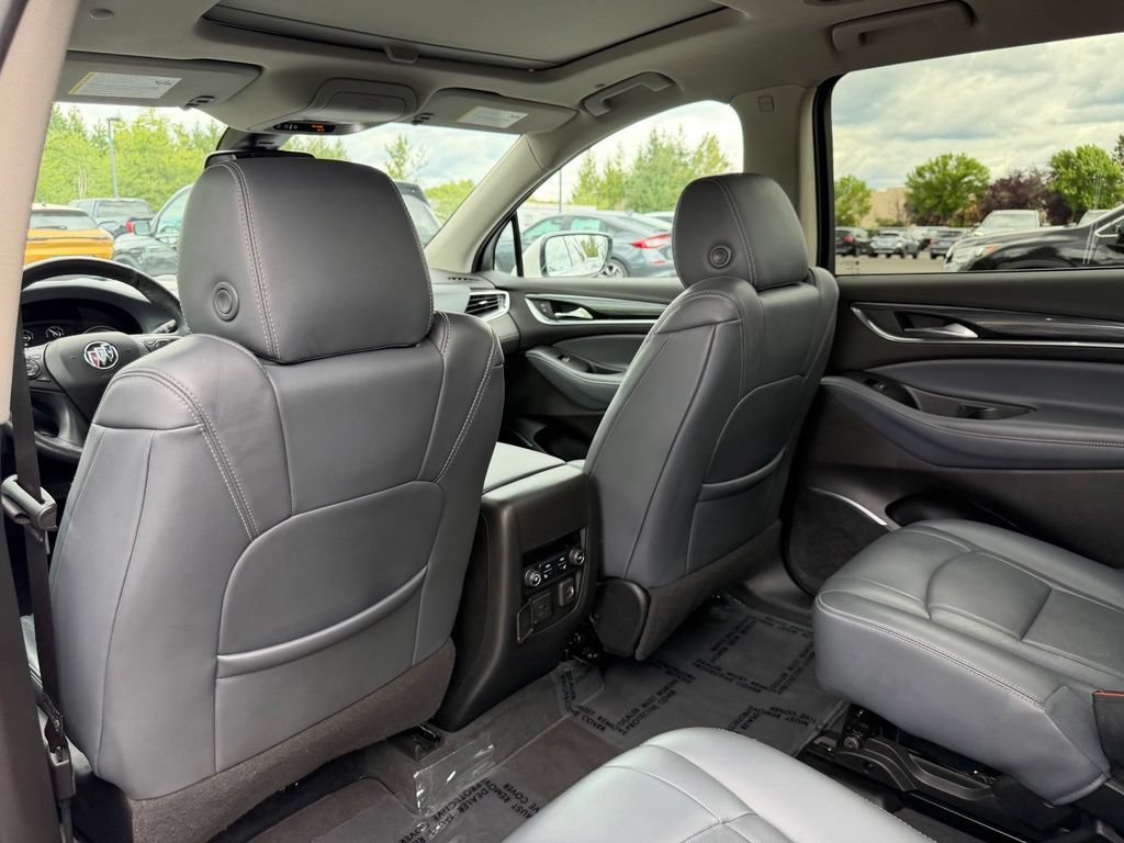 Used 2021 Buick Enclave Premium w/ Sun and Sites Package AWD/4WD image 32
