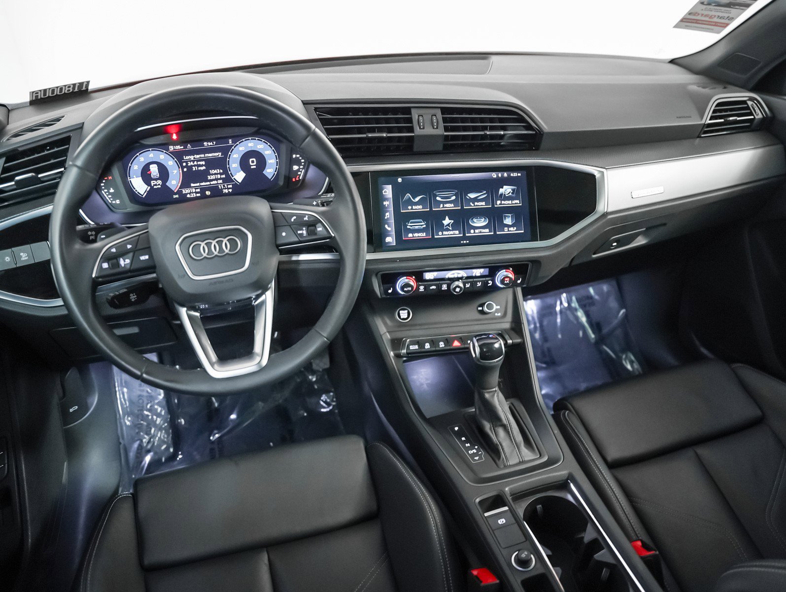 Certified 2023 Audi Q3 2.0T Premium w/ Black Optic Sport Package image 18