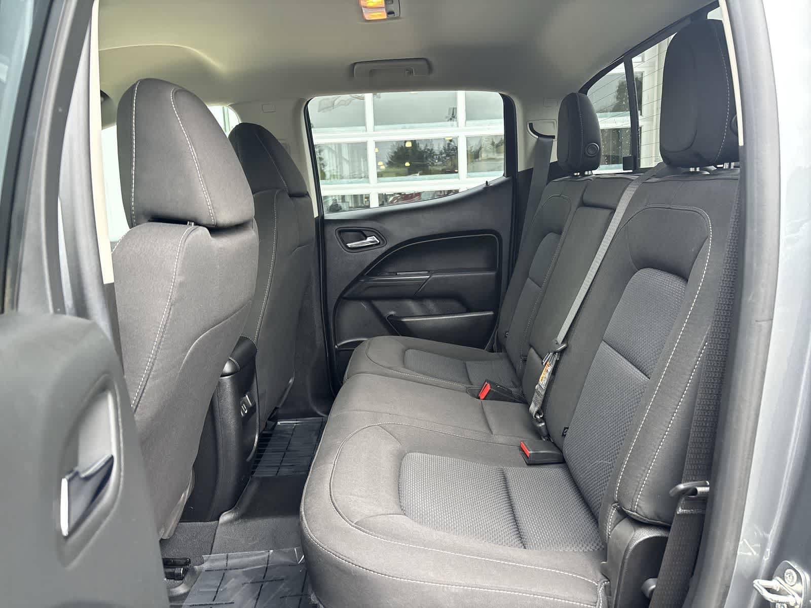 Used 2019 Chevrolet Colorado LT w/ LT Convenience Package AWD/4WD image 7