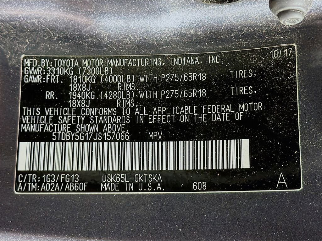 Used 2018 Toyota Sequoia SR5 image 30