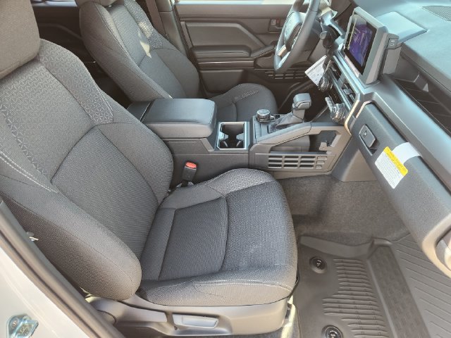 New 2026 Toyota 4Runner SR5 AWD/4WD image 12