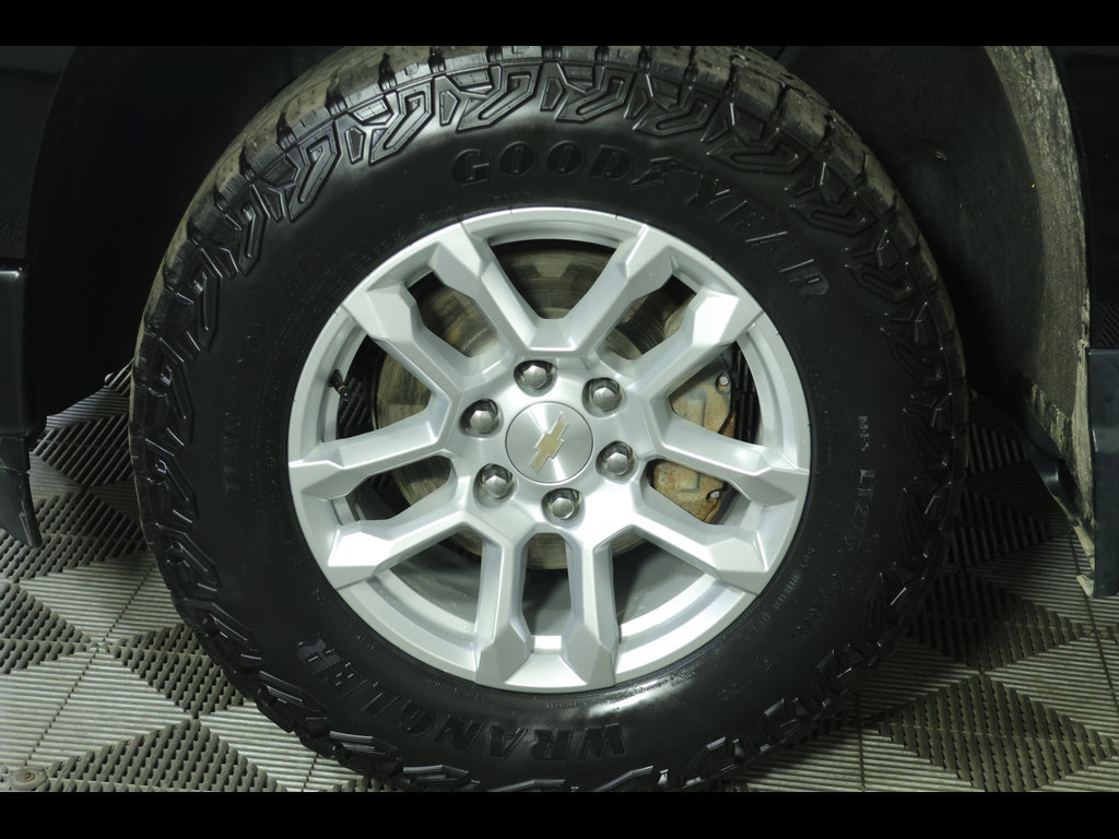 Used 2024 Chevrolet Silverado 1500 W/T w/ WT Value Package AWD/4WD image 7